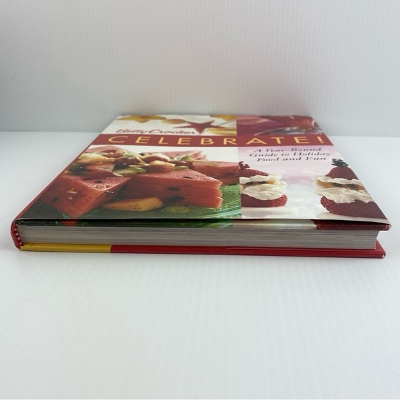 Betty Crocker Celebrate Holiday Food and Fun Hardcover Recipes Menus Decoration - Picture 5 of 15